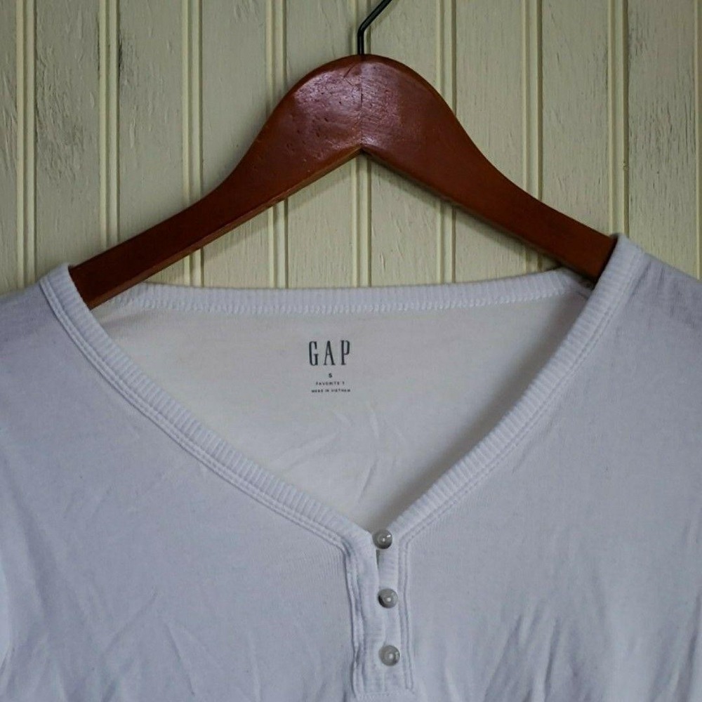 Gap Shirt Womens Small White Henley Long Sleeve Favorite T Slim Knit Top